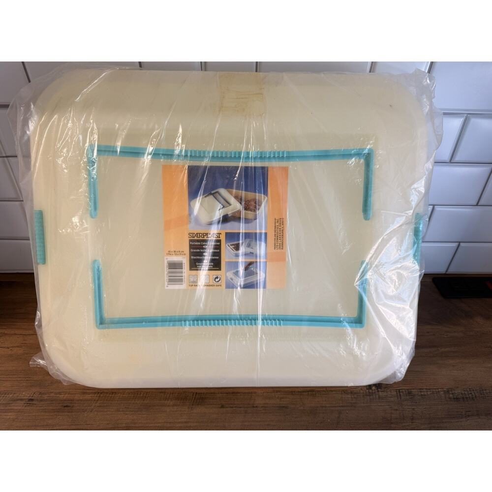 NEW Starplast White Plastic Cake Container with Blue Locking Lid